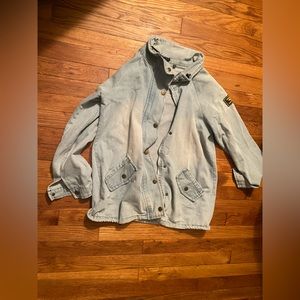 Vintage looking jean jacket.